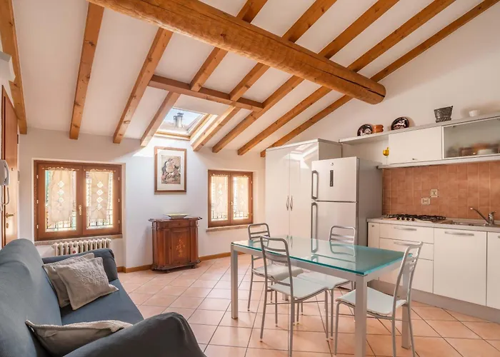 דירה Veronetta Mini Attic ורונה